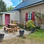 Familial Pres De La Nature Et Randonnees - Fr-1-489-518 *