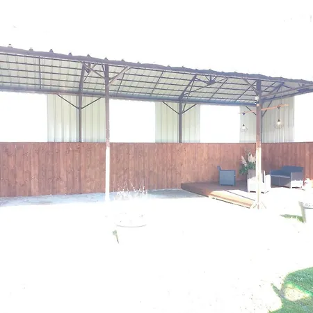 Nature Paisible à Saint-léon Avec Terrasse - Fr-1-489-518 * Saint-Leon (Allier)